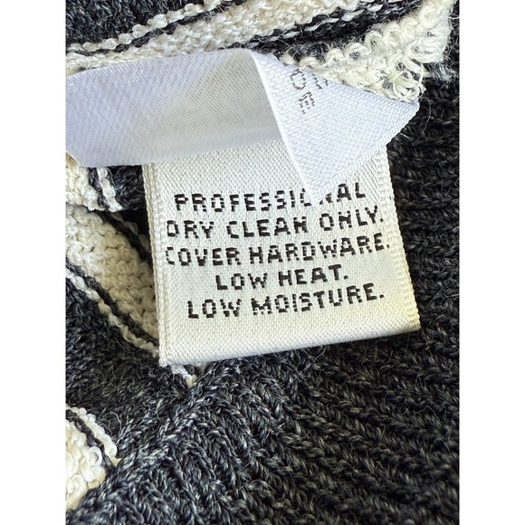 St John Sport Zip-up Short Sleeve Dorlman Sweater Size M Wool Blend,stripes - Picture 9 of 9